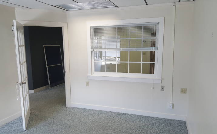 276 Newport Rd, New London, NH, 03257