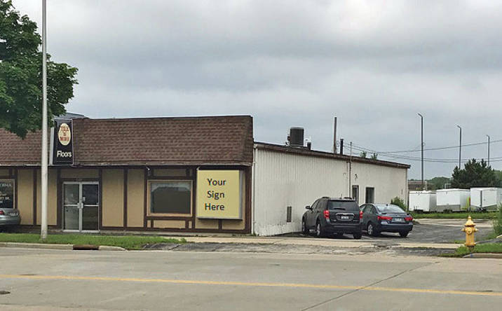 328 W Sunset Drive, Waukesha, WI, 53189