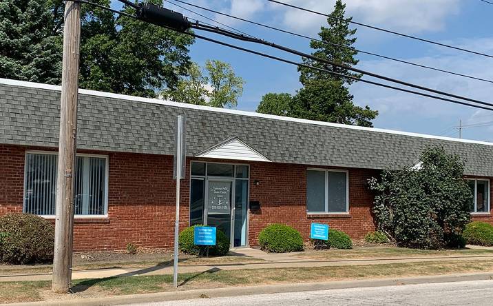 450 Portage Trail, Cuyahoga Falls, OH, 44221