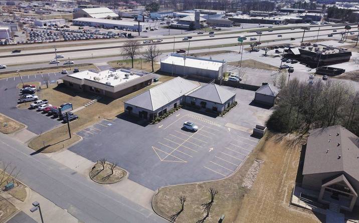 4810 W Commercial Dr, North Little Rock, AR, 72116