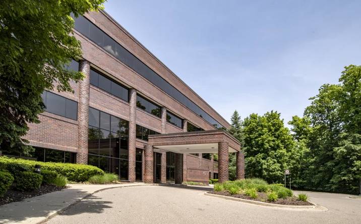5445 Corporate Drive, Troy, MI, 48098