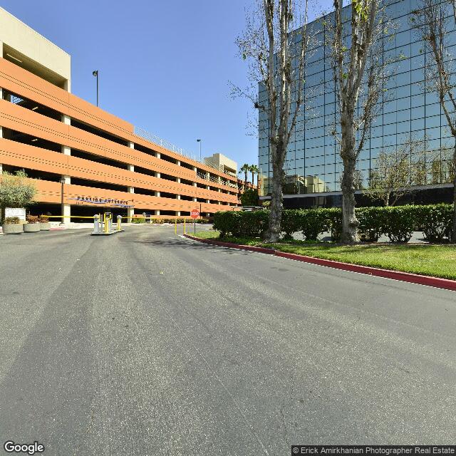 7677 Center Ave, Huntington Beach, CA 92647