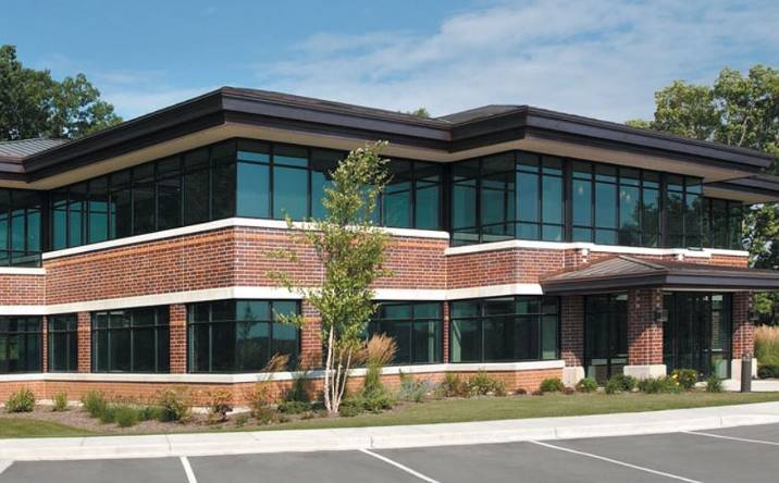 N21W23340 Ridgeview Pkwy, Waukesha, WI, 53188