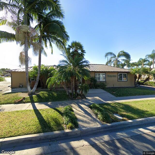 118 N State College Blvd,Fullerton,CA,92831,US