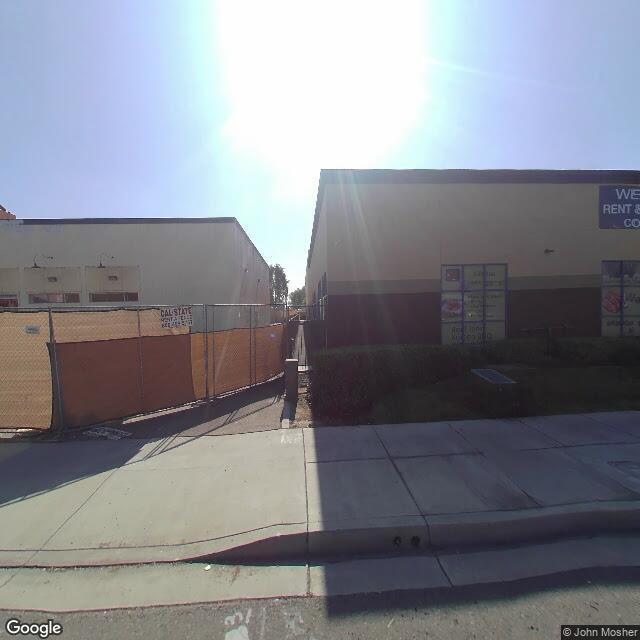 1706 W Orangethorpe Ave,Fullerton,CA,92833,US