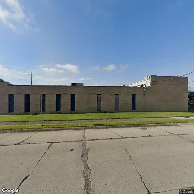 24425 Hoover Rd,Warren,MI,48089,US