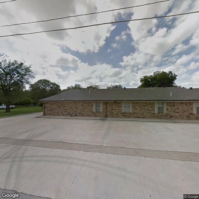 305 W 1st St,Justin,TX,76247,US