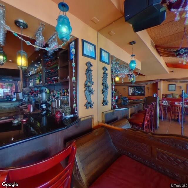 8226 W 3rd St,Los Angeles,CA,90048,US