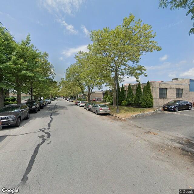700 Shames Dr,Westbury,NY,11590,US