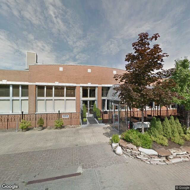 2019 Center St,Cleveland,OH,44113,US