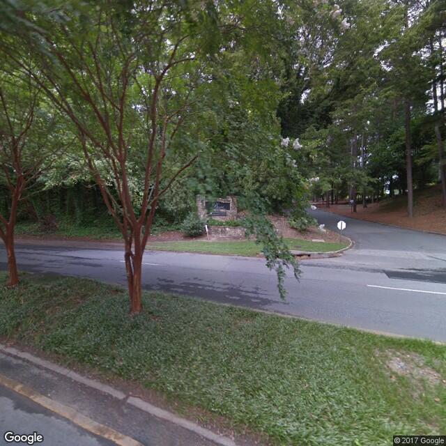 52 Executive Park Dr NE