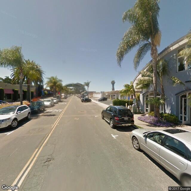 444 South Cedros Avenue