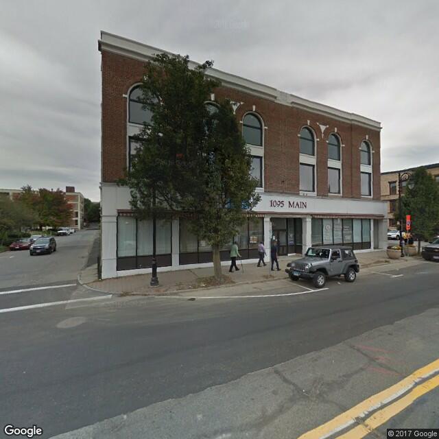 1095 Main St
