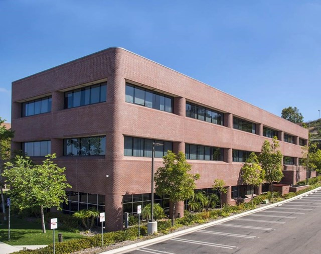 477 N. El Camino Real