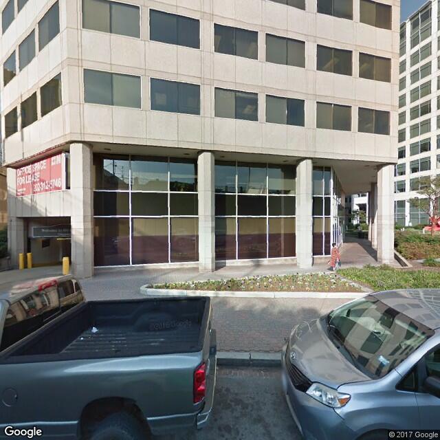 810 1st St NE