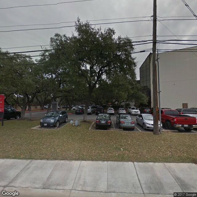 15600 San Pedro